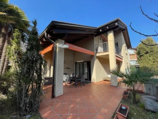 Villa unifamiliare di charme a Serocca d'Agno